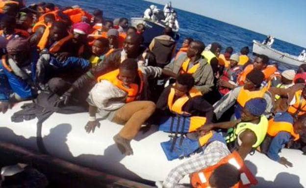 Un centenar de inmigrantes muertos en aguas de Sicilia