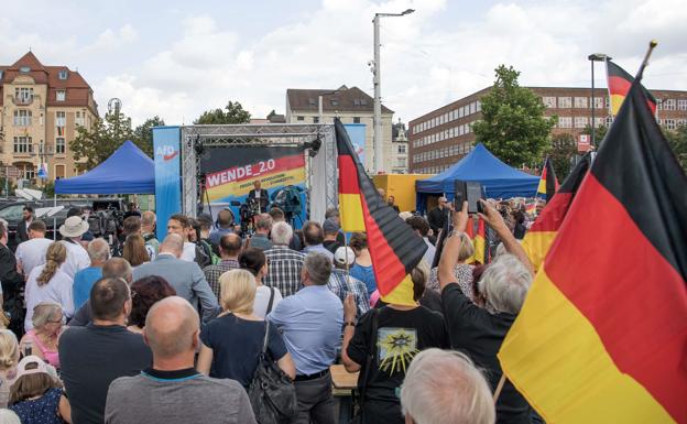 La policía alemana desarticula la red neonazi 'Atomwaffen Division'