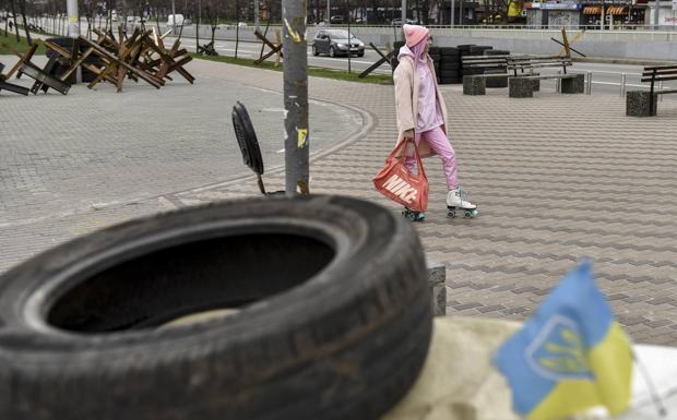 Kiev trata de volver a la vida