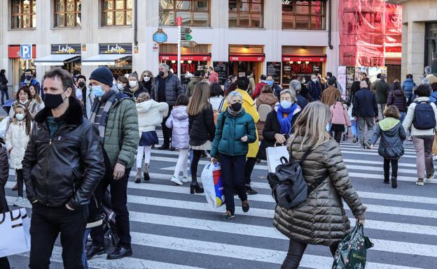 El FMI vuelve a recortar el crecimiento español hasta el 4,8% en 2022