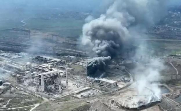 Putin ordena suspender la ofensiva rusa contra la acería de Mariúpol