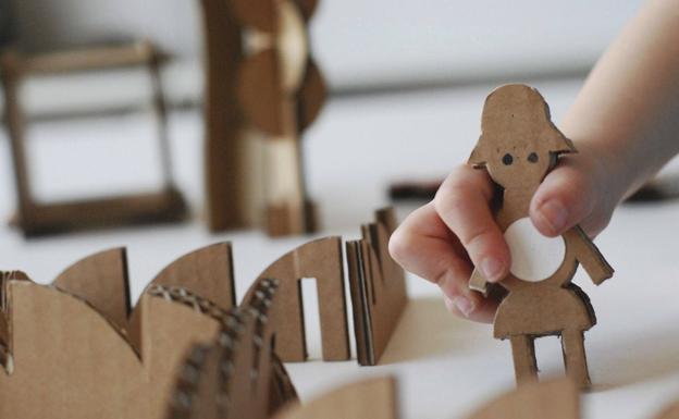 Denuncia el secuestro de su hija de dos años en Madrid