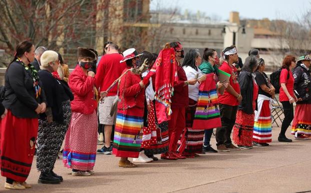 Estados Unidos emite el primer informe sobre los internados para indios