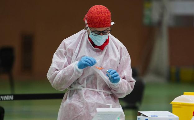 La sangría de fallecidos por covid no cesa y Salamanca suma 7 desde el viernes, con 428 contagios