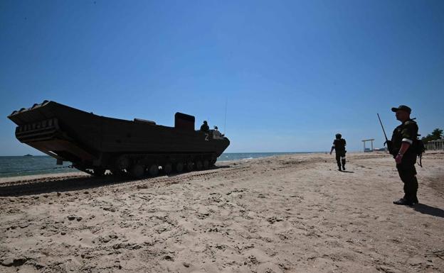 Rusia destruye las reservas de municiones de Ucrania