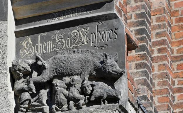 El Supremo alemán avala el relieve de una cerda antisemita