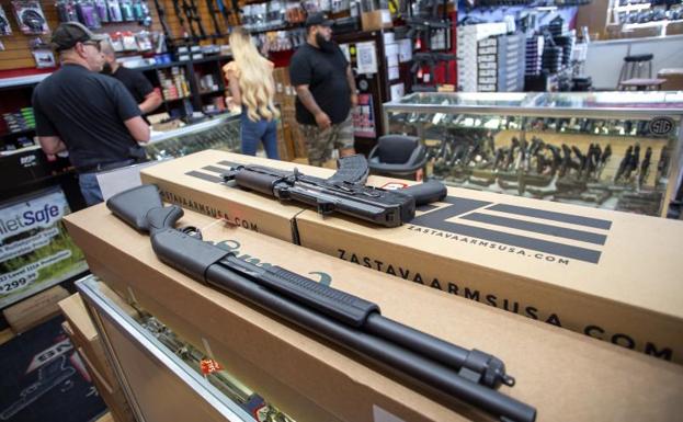El Supremo asesta un golpe al control de armas en EE UU