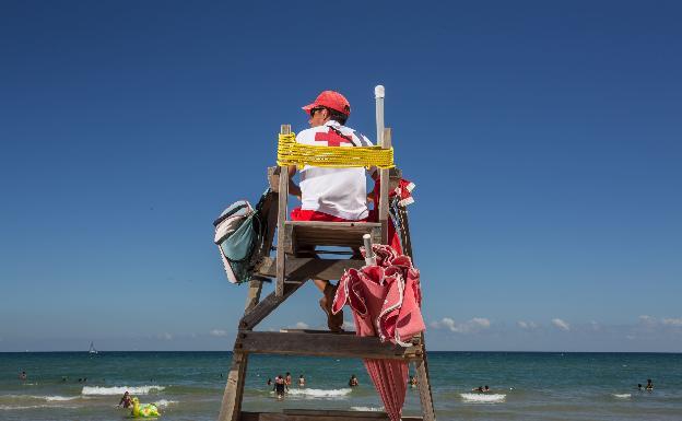 Los ahogamientos, tercer factor de muerte en España por causas externas en 2020