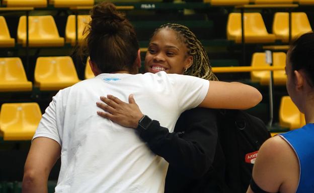 El CB Avenida inicia ante Zamora la Copa CyL ya con Moriah Jefferson en sus filas