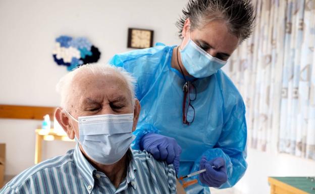 Salamanca sigue reduciendo los contagios por covid pero suma otro fallecido desde el viernes