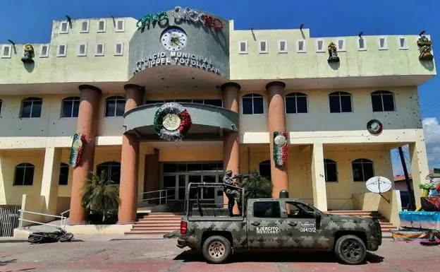 Un cartel mexicano asesina a todos los miembros de un ayuntamiento y se jacta de ello en un vídeo