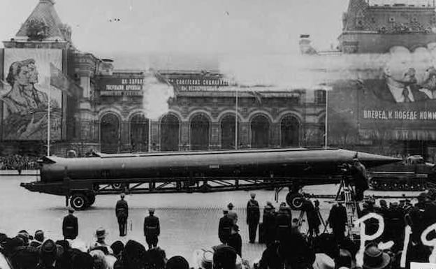 Invasiones, amenazas y cabezas nucleares rusas: de 1962 a 2022