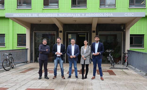 Tudanca reivindica el talento científico que hay en Castilla y León «a pesar del Gobierno de Mañueco»