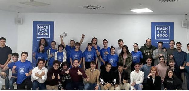 Estudiantes de la USAL copan los primeros puestos de la hackathon de Telefónica