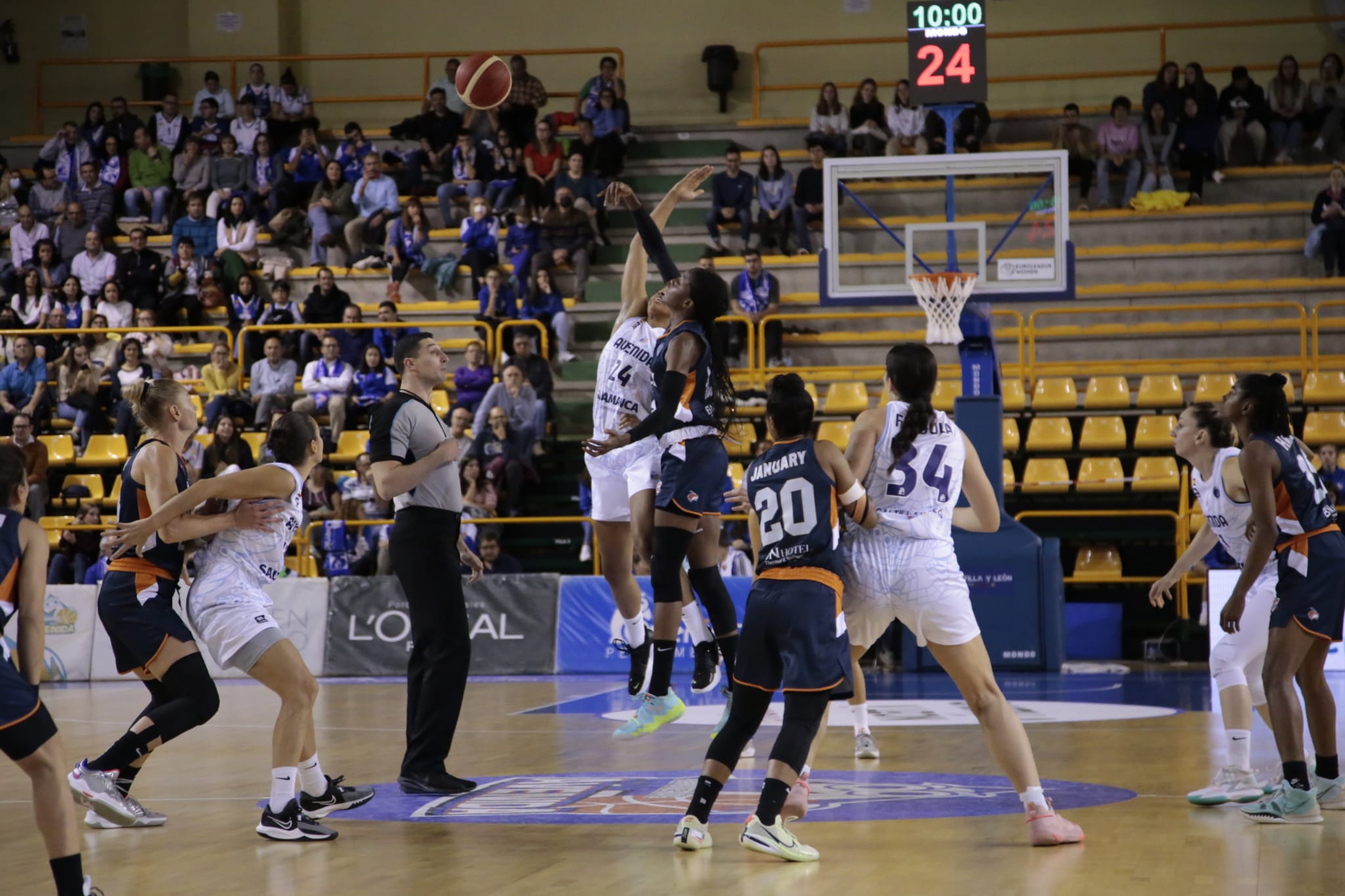 El CBK Mersin denuncia que parte de su plantilla se ha puesto enferma en el hotel de Salamanca