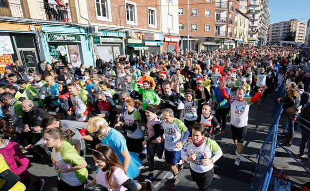 La San Silvestre entrega más de 1.600 dorsales el primer día de inscripciones