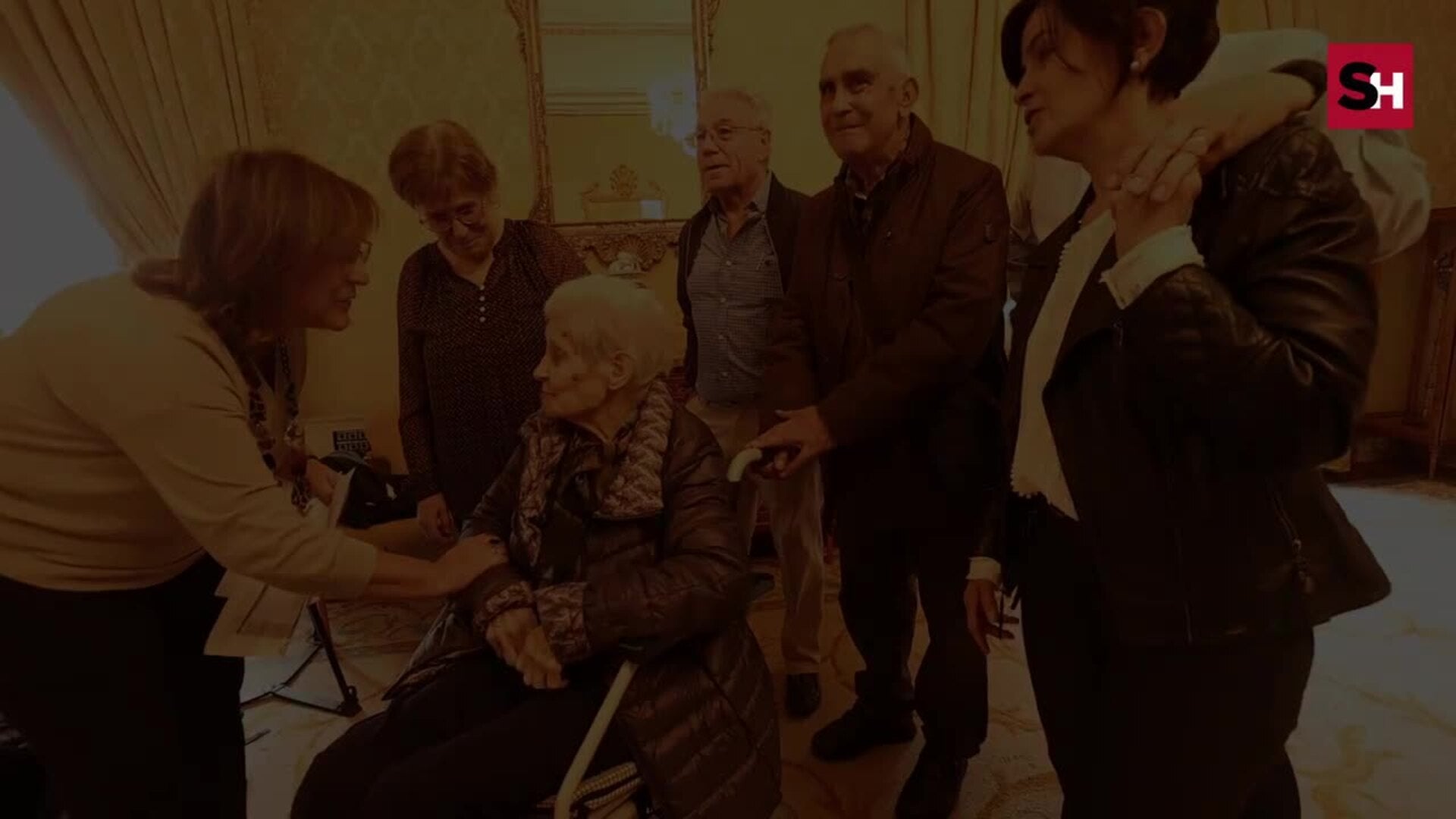 Homenaje a las centenarias de la ciudad