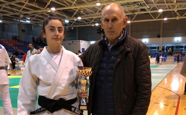 La salmantina Carla Mateos, campeona de Castilla y León