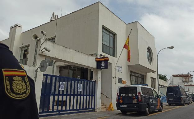 Prisión para el hombre de 80 años que mató a puñaladas a su mujer en Málaga