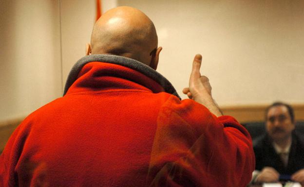 El Gobierno se lleva de Topas a uno de los últimos etarras del ala dura