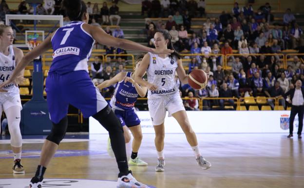El CB Avenida mantiene el fortín de Würzburg inexpugnable