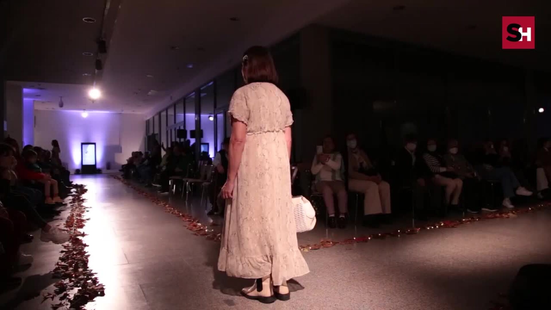 Desfile de moda de las asociaciones de mayores de Salamanca
