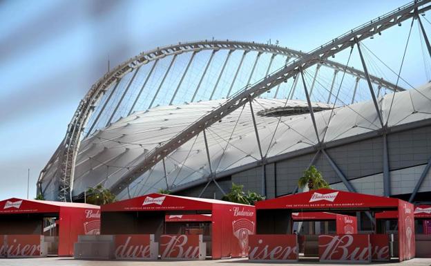 Qatar prohíbe ahora la venta de alcohol en los alrededores de los estadios