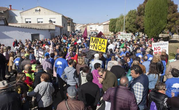 Villavieja de Yeltes insiste en las «deficiencias y problemas» del proyecto minero de Berkeley