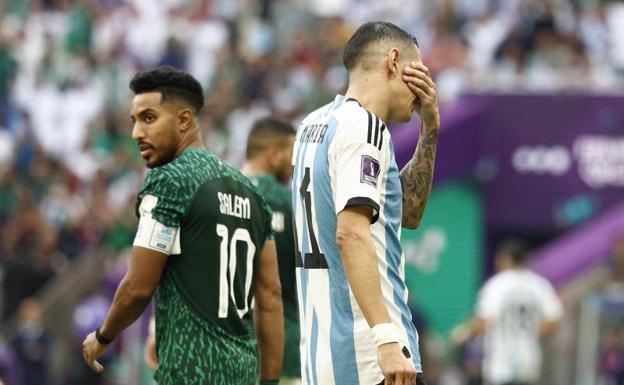 «Un golpe Mundial». Así califica la prensa argentina la derrota de la Albiceleste en su debut en Qatar