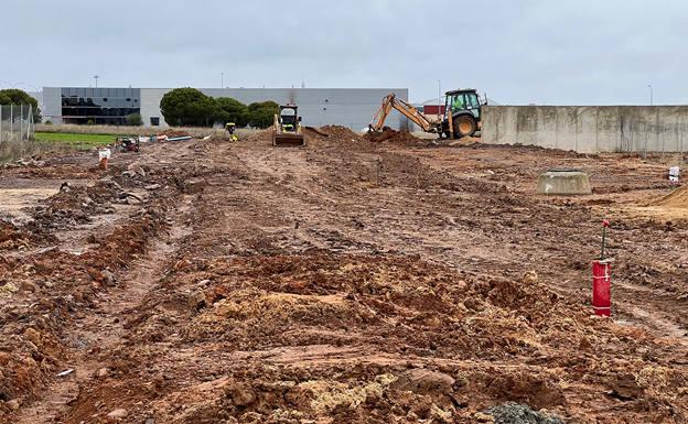 Carbajosa incrementa su suelo industrial con la ampliación de una calle del Montalvo III