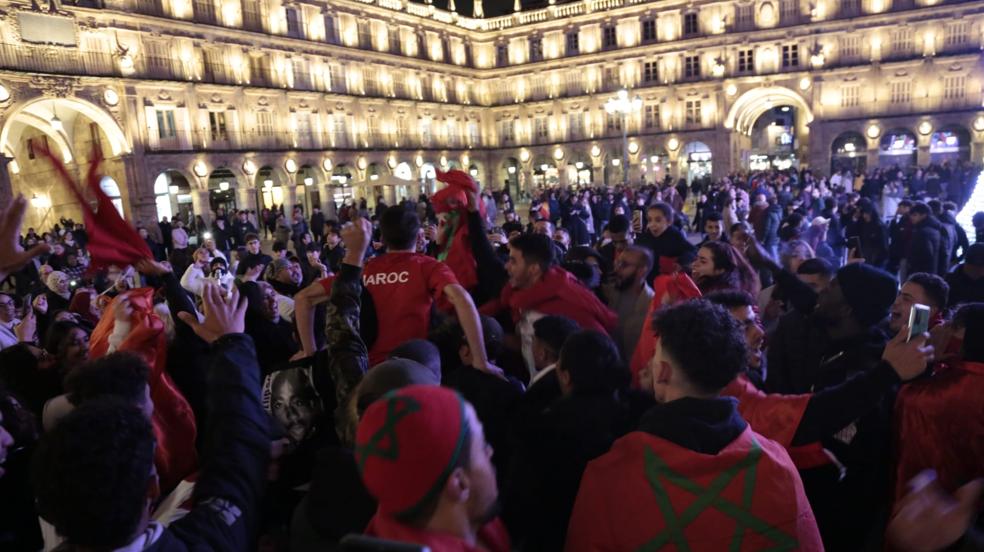 La afición marroquí asentada en Salamanca celebra la victoria