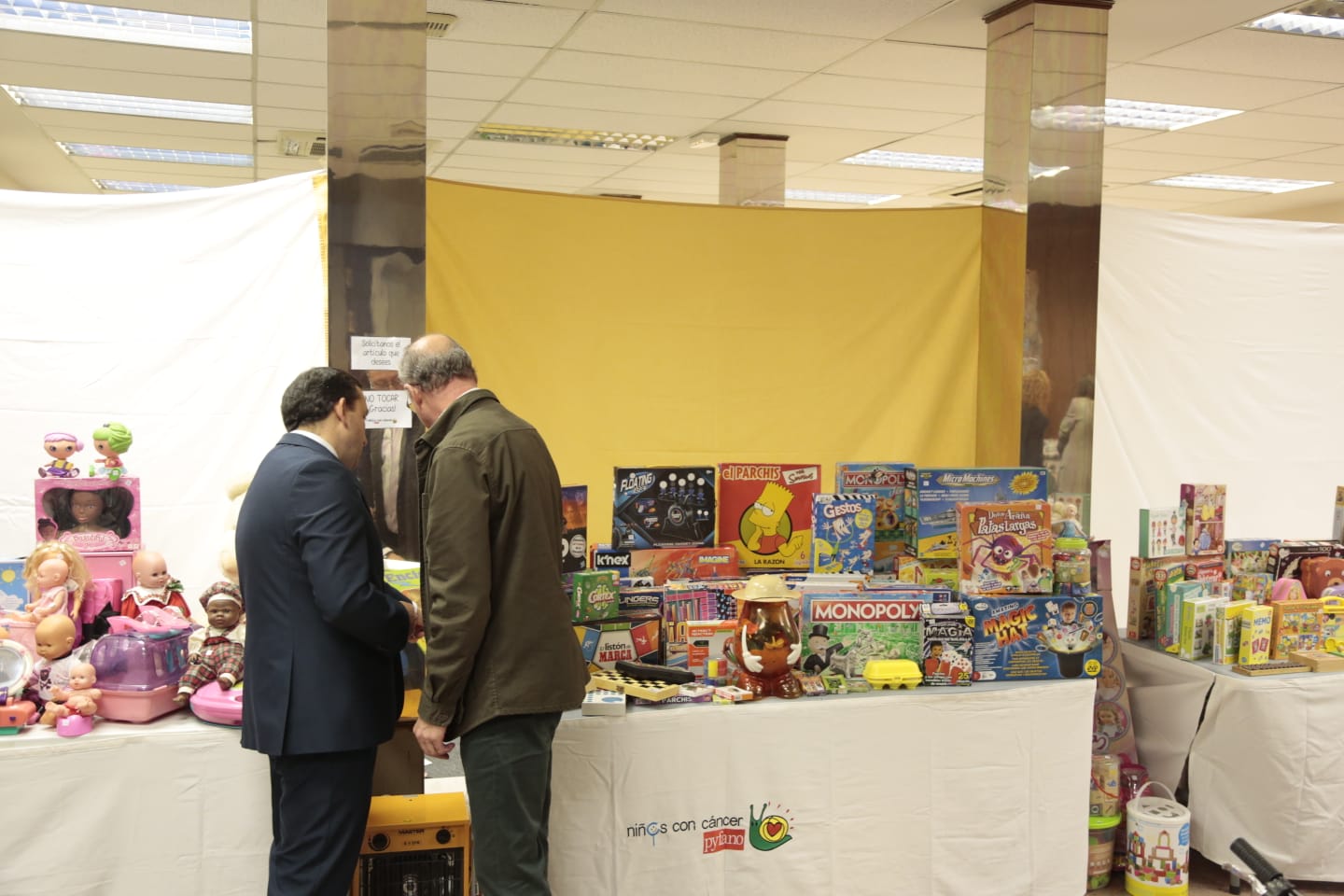 X Mercadillo Navideño Solidario de Pyfano
