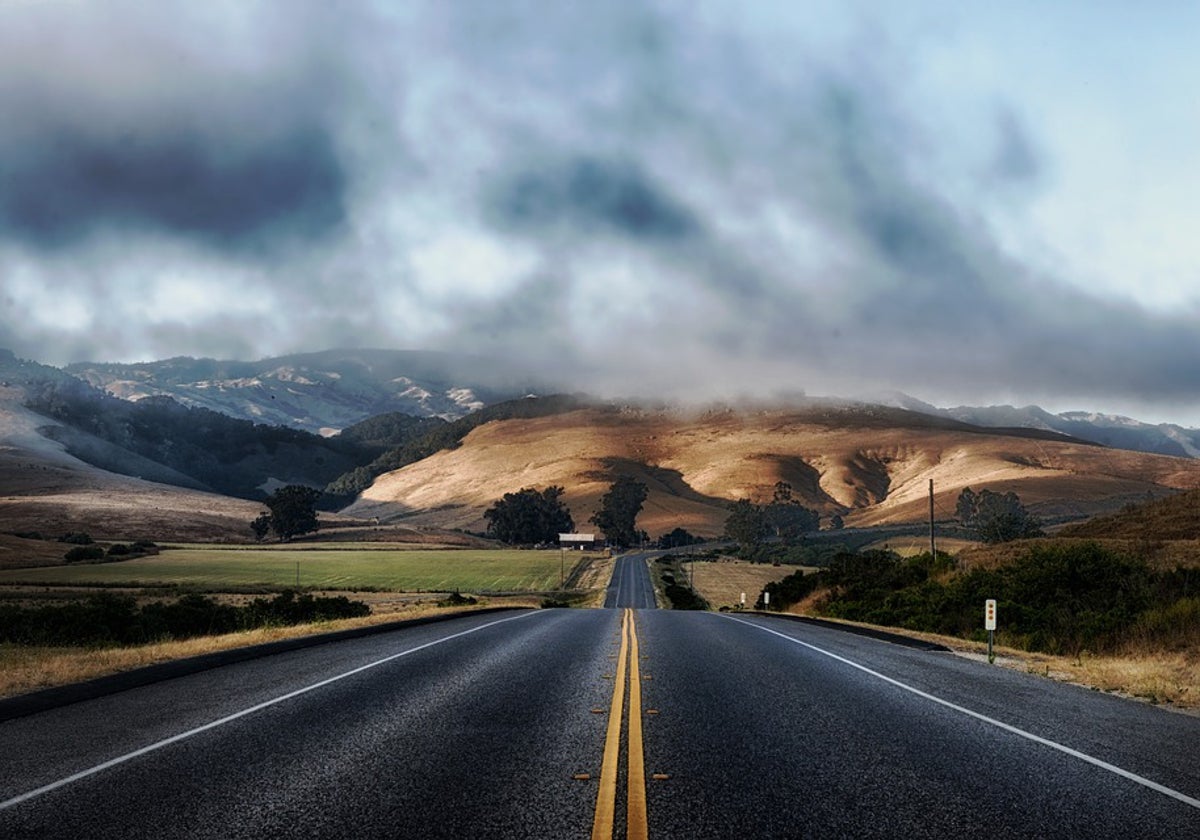 Cómo afectan los contaminantes a la superficie de la carretera