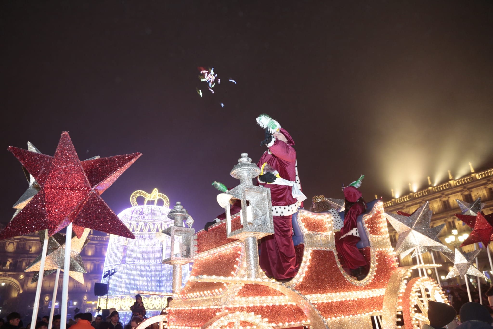 La Plaza Mayor de Salamanca acoge a los Reyes Magos