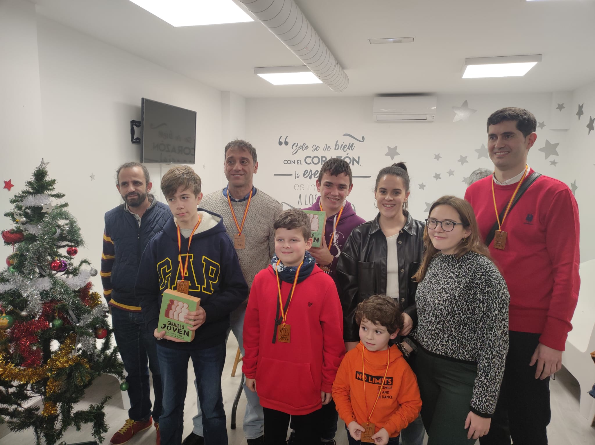 Alberto Serrano, Sergio Sánchez y Alejandro Luna, reyes del ajedrez en Guijuelo Joven 2023