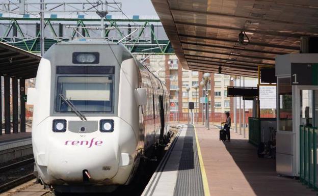 Renfe empezará este lunes a devolver la fianza de los abonos gratuitos