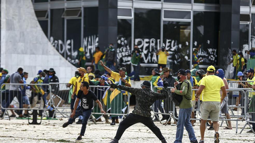 Las imágenes del asalto bolsonarista en Brasil