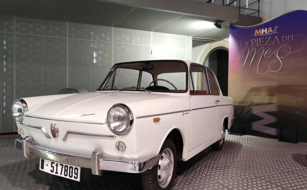 Un «exclusivo» Seat 600 de 1966, pieza del mes en el Museo de la Automoción