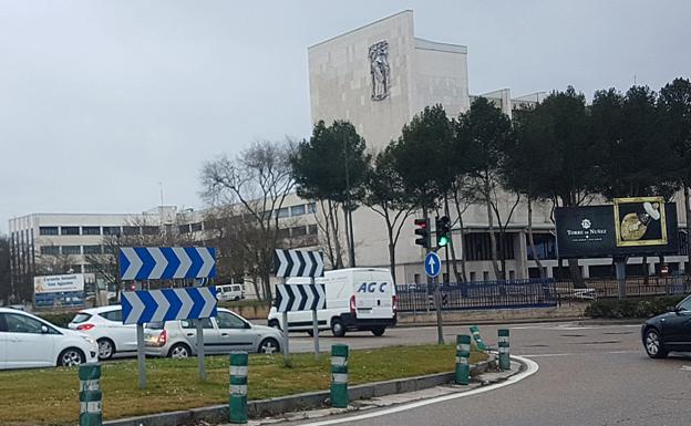 Rescatado un menor de 14 años tras caer en un pozo en un colegio de Valladolid