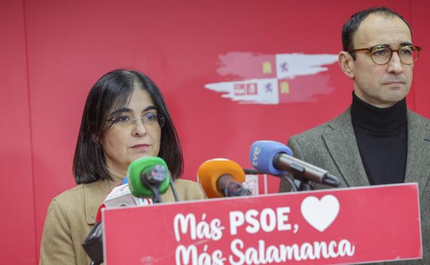 Darias defiende los derechos de las mujeres ante «las líneas rojas superadas» de la Junta