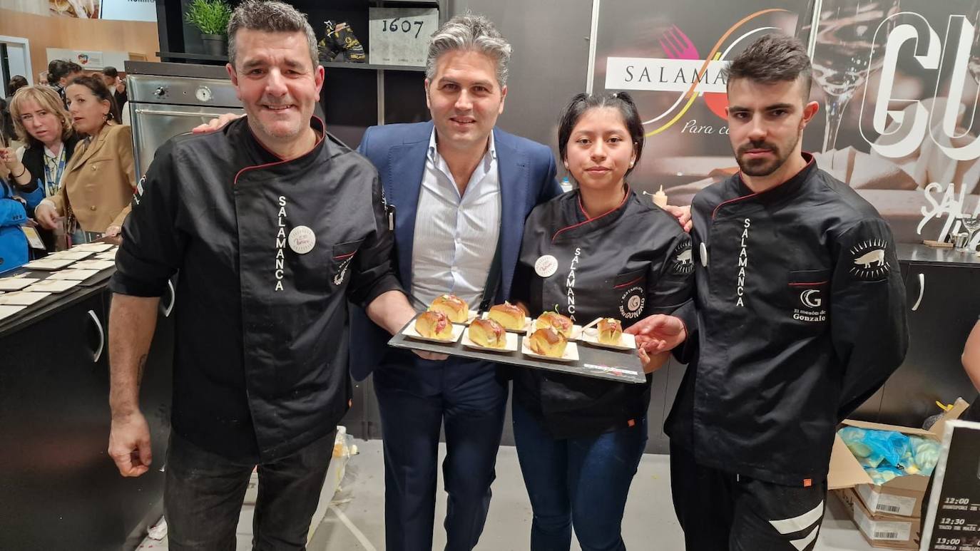 Salamanca protagoniza la primera jornada de Madrid Fusión mostrando productos de la tierra y el cerdo ibérico