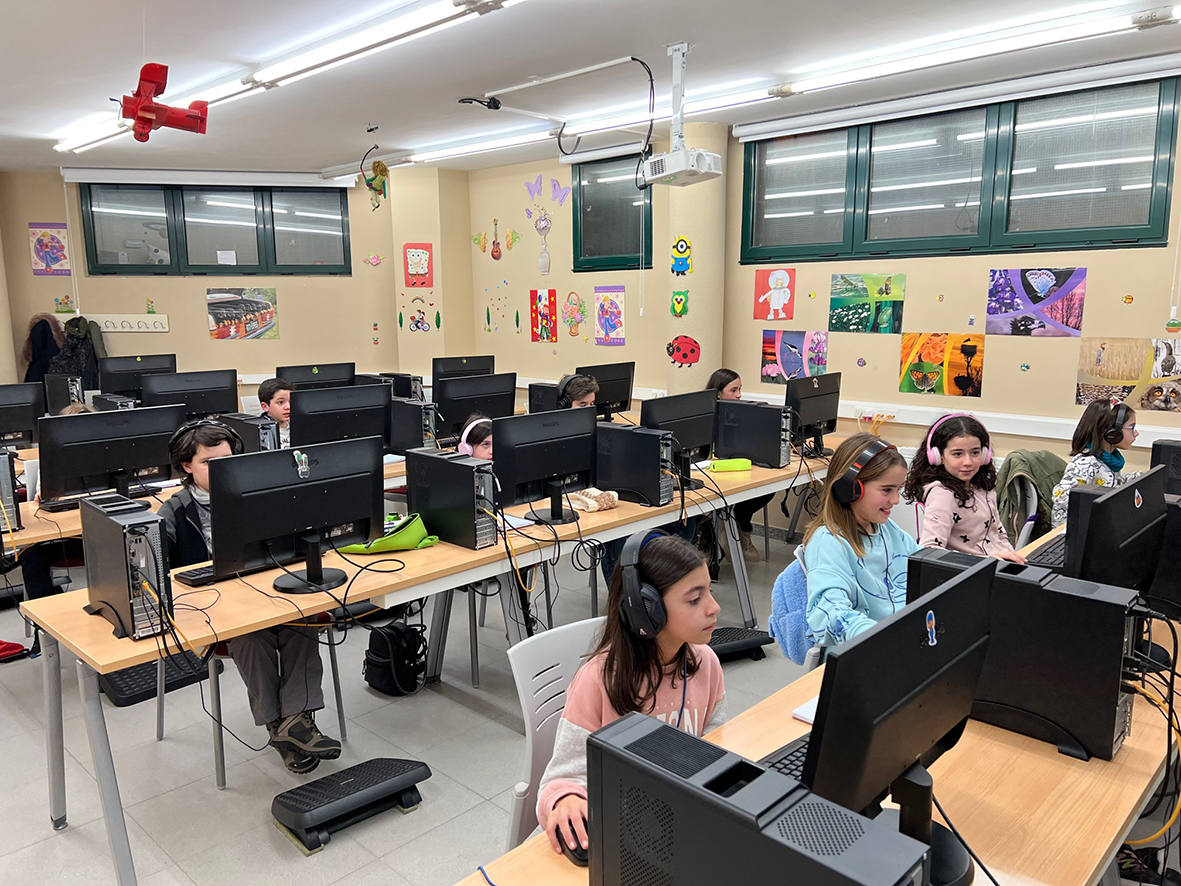 Carbajosa pone en marcha talleres de apoyo escolar a través de las TIC