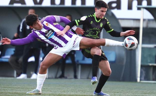 Derrota del Guijuelo, que ve cómo se escapa el Arenteiro y se acerca el Valladolid B