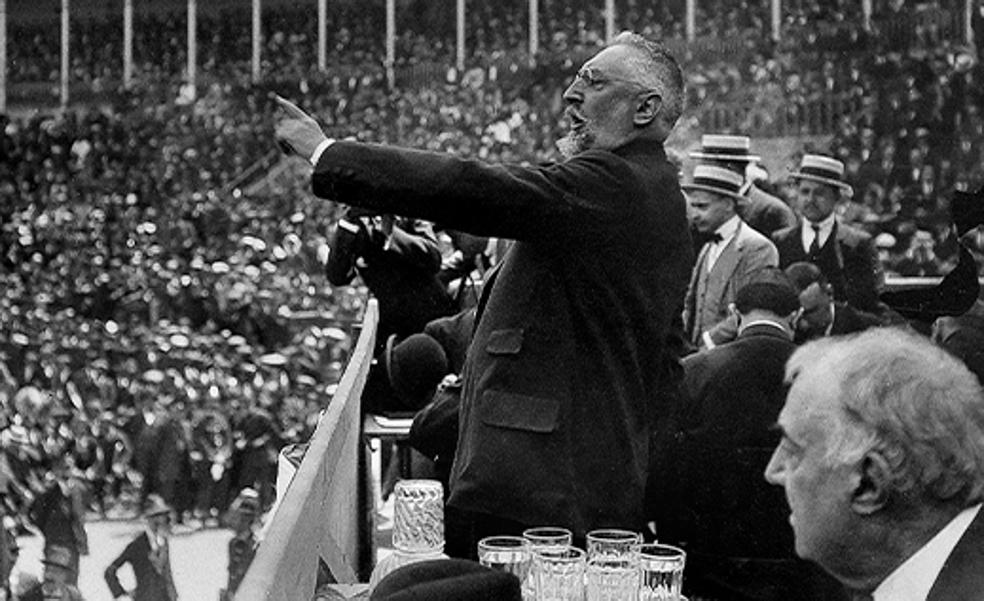 Seis décadas del pensamiento político de Unamuno reunidas en un libro por la Usal