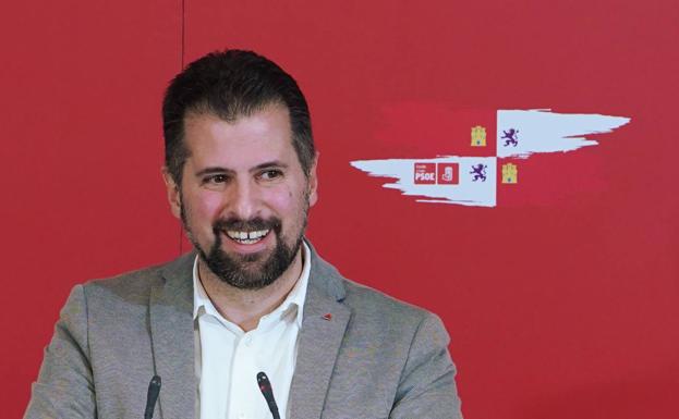 Tudanca tacha de «vergüenza nacional» el Dubái salmantino