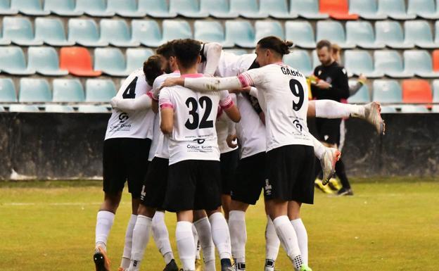 El Salamanca UDS es práctico y gana sin sustos a La Virgen