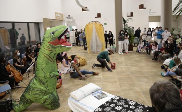 Investigadores salmantinos trabajan en estudios experimentales sobre cáncer de hígado infantil