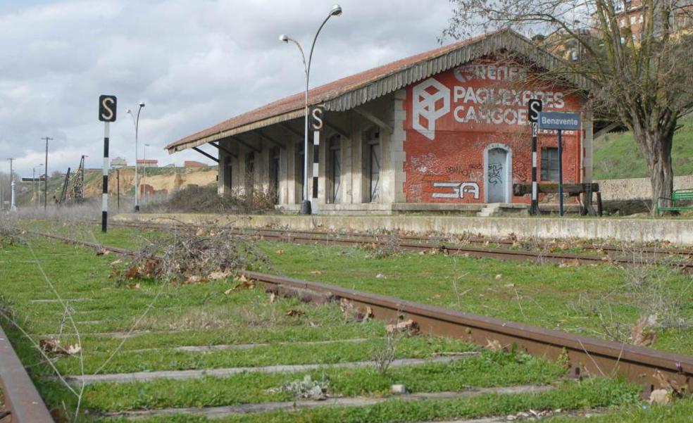El Gobierno insiste en postergar al año 2050 el tramo ferroviario Plasencia-Salamanca