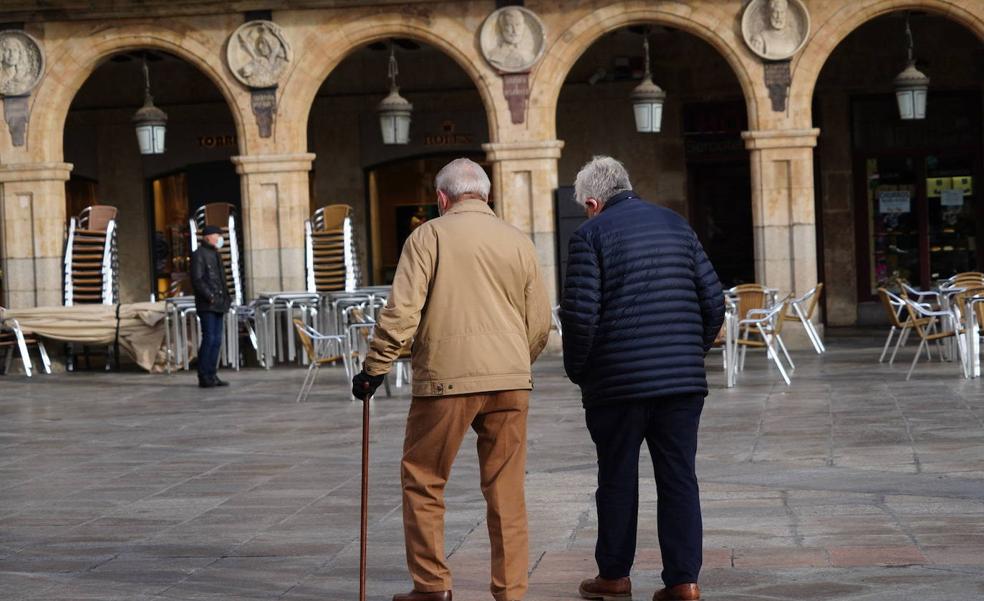 Las pensiones aceleran su escalada en Salamanca, pero siguen a la cola en cuantía