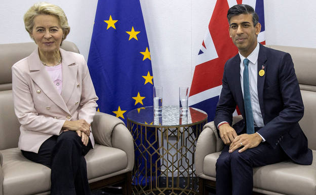Von der Leyen y Sunak presentan el acuerdo que aspira a resolver la crispación del Protocolo irlandés